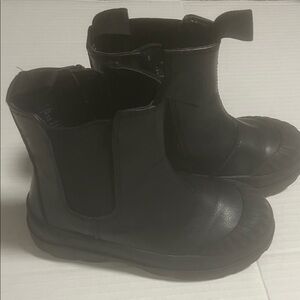 H&M Little Kids Black Waterproof Boots Size 9.5